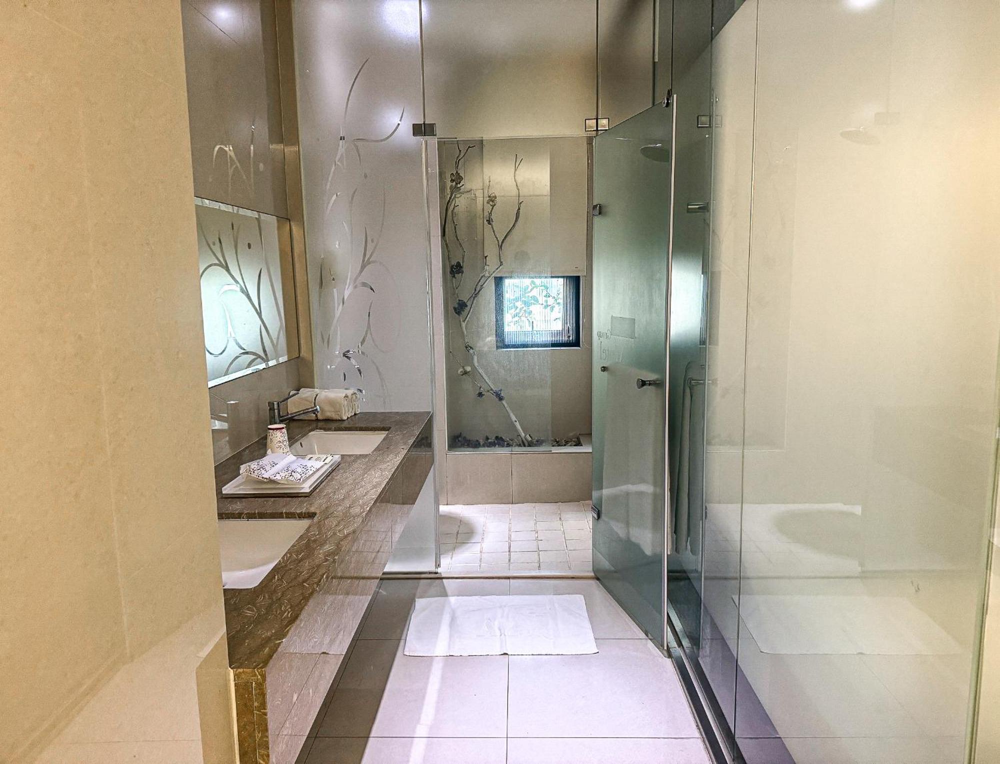 All-Ur Boutique Motel - Taichung Branch Екстериор снимка