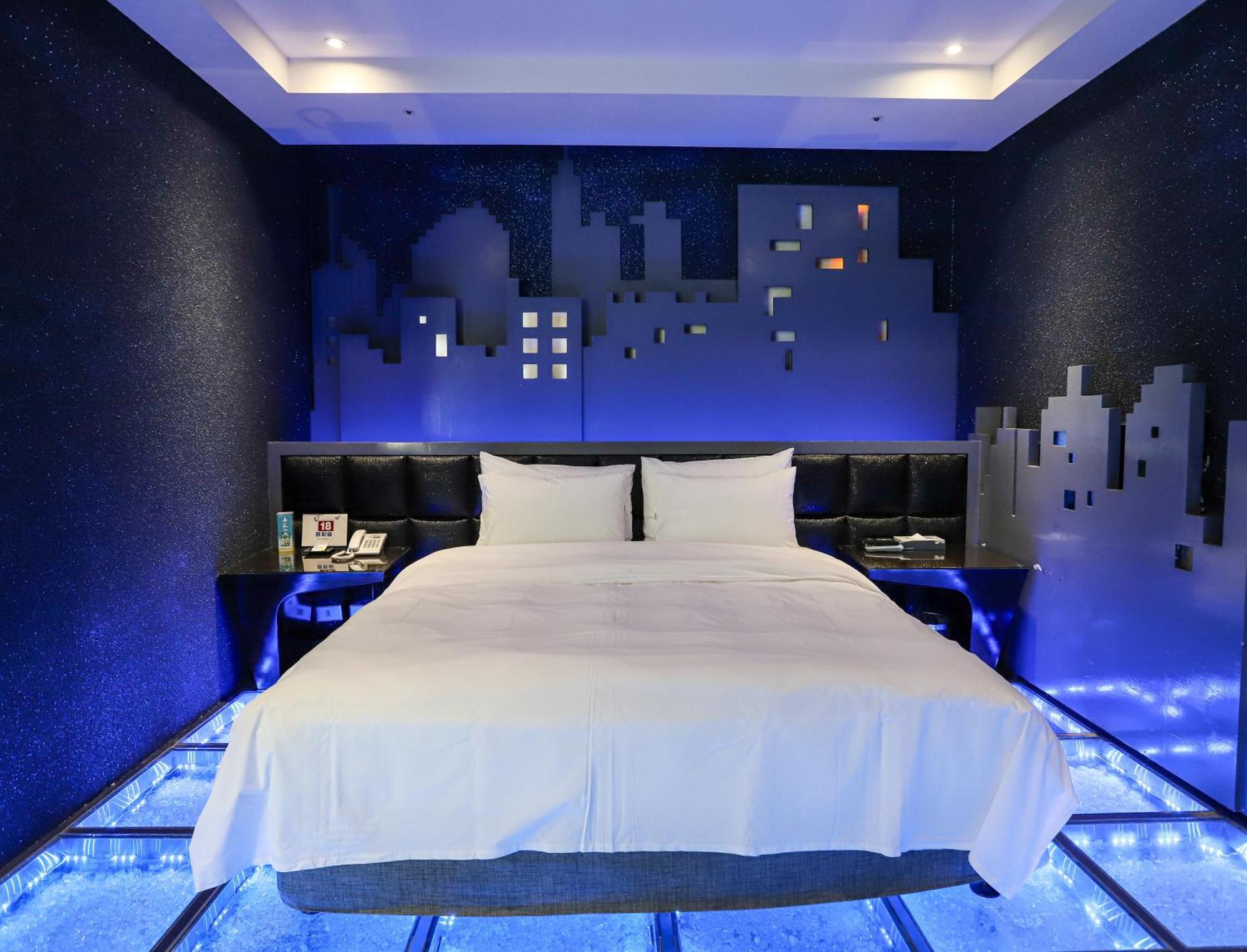 All-Ur Boutique Motel - Taichung Branch Екстериор снимка