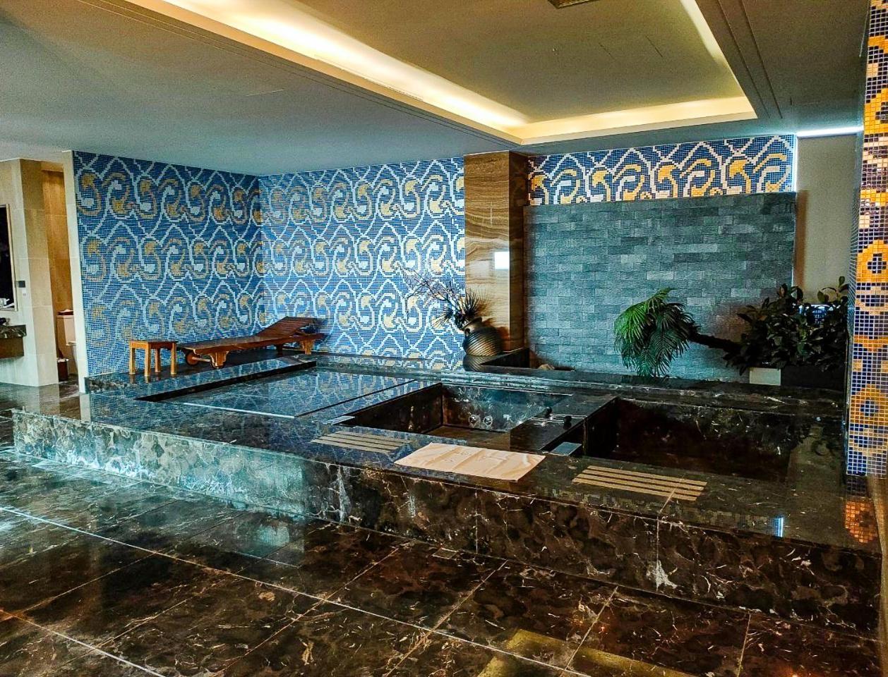 All-Ur Boutique Motel - Taichung Branch Екстериор снимка